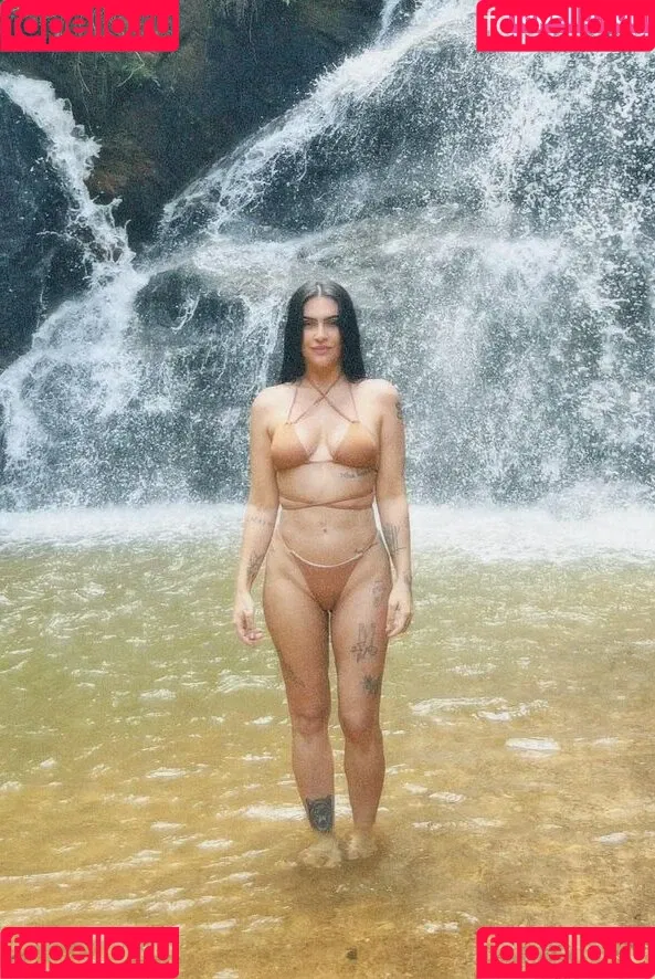 Cleo Pires Onlyfans Photo Gallery 