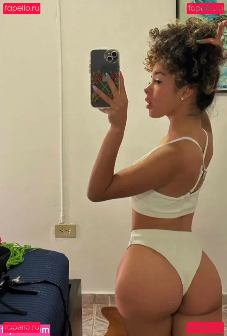 TheWindowCouple Onlyfans Photo Gallery 