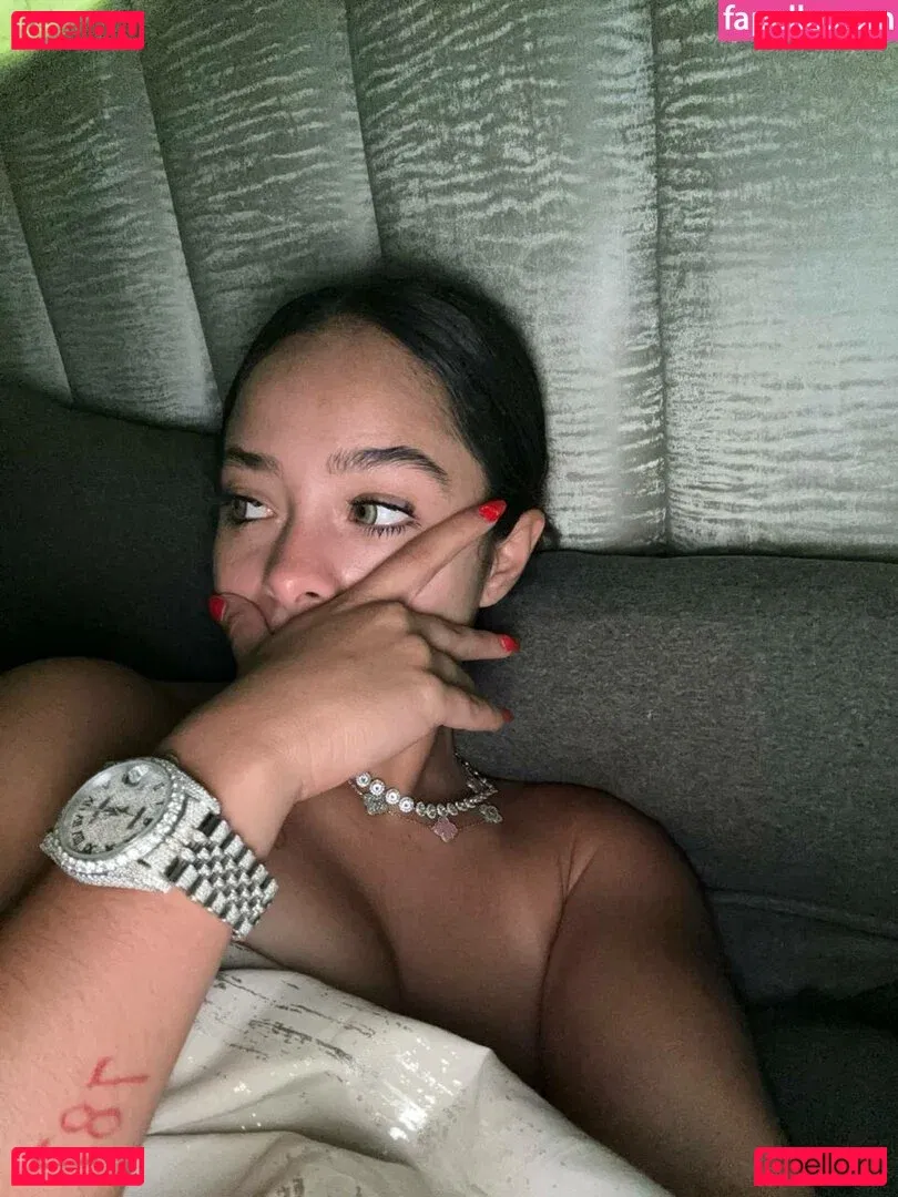 TheWindowCouple Onlyfans Photo Gallery 