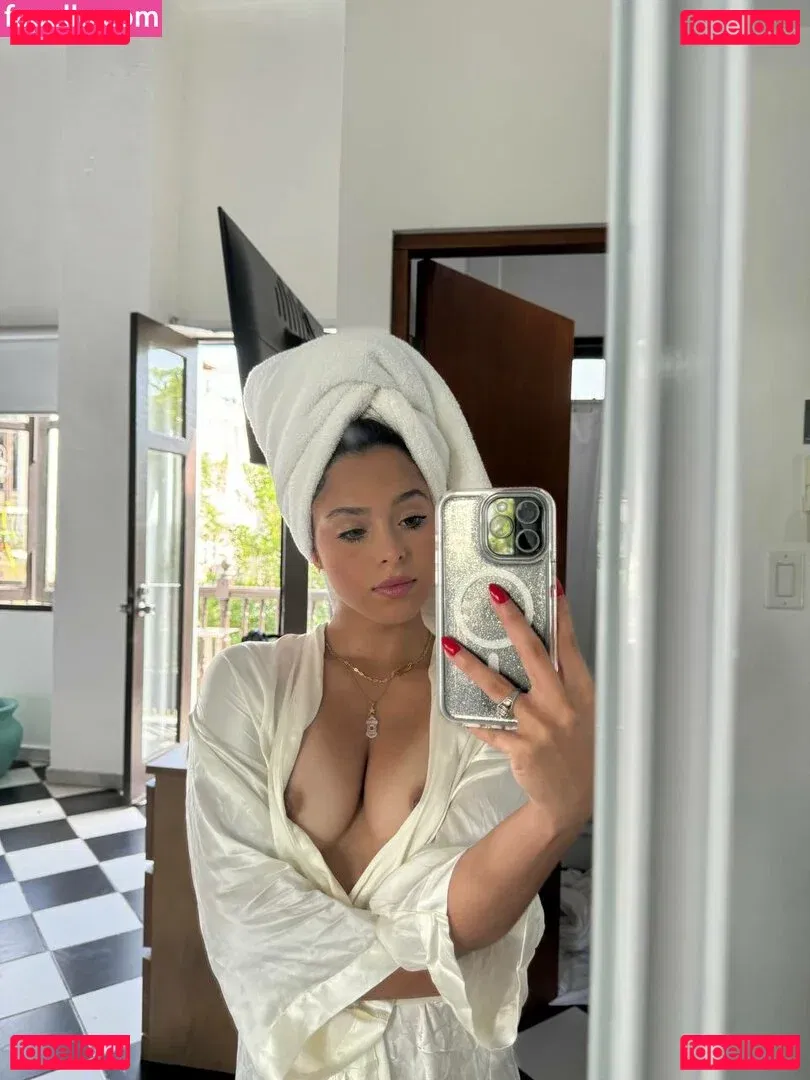 TheWindowCouple Onlyfans Photo Gallery 