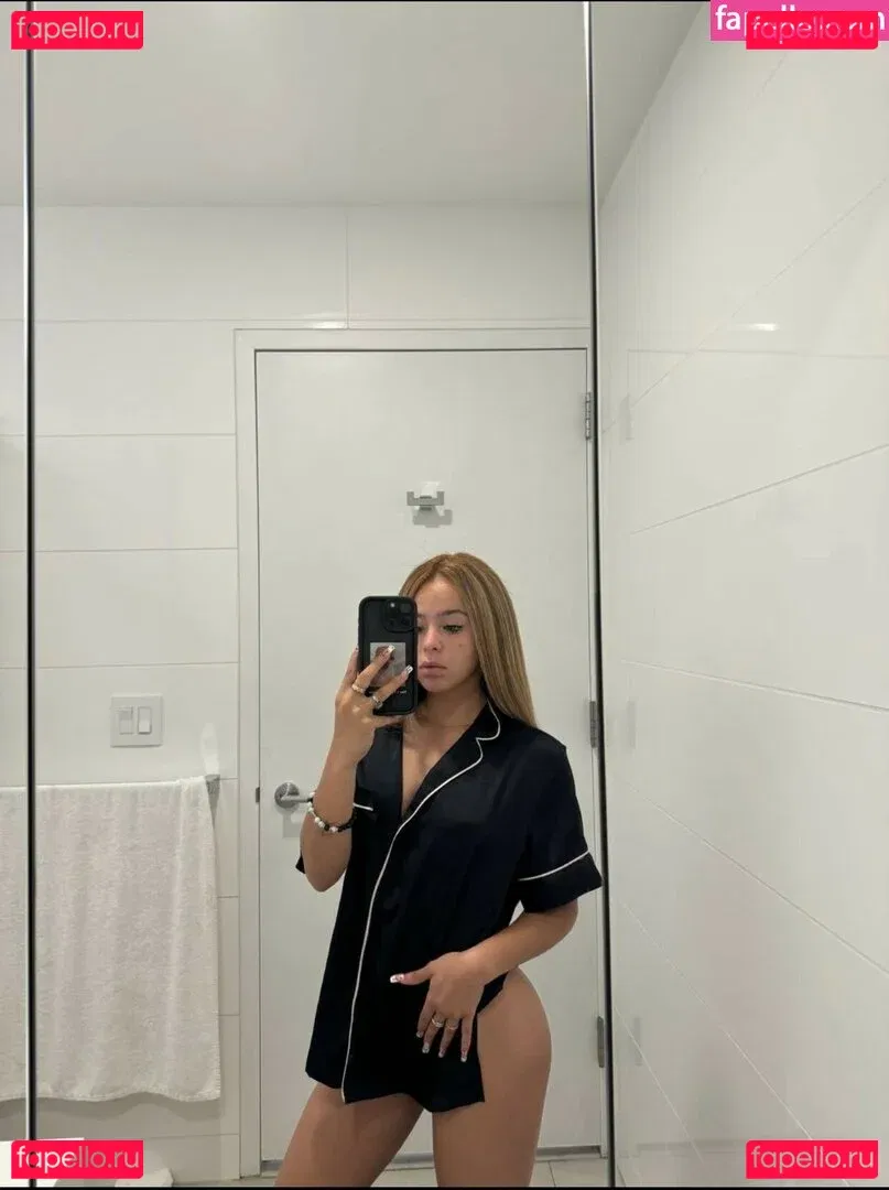 TheWindowCouple Onlyfans Photo Gallery 