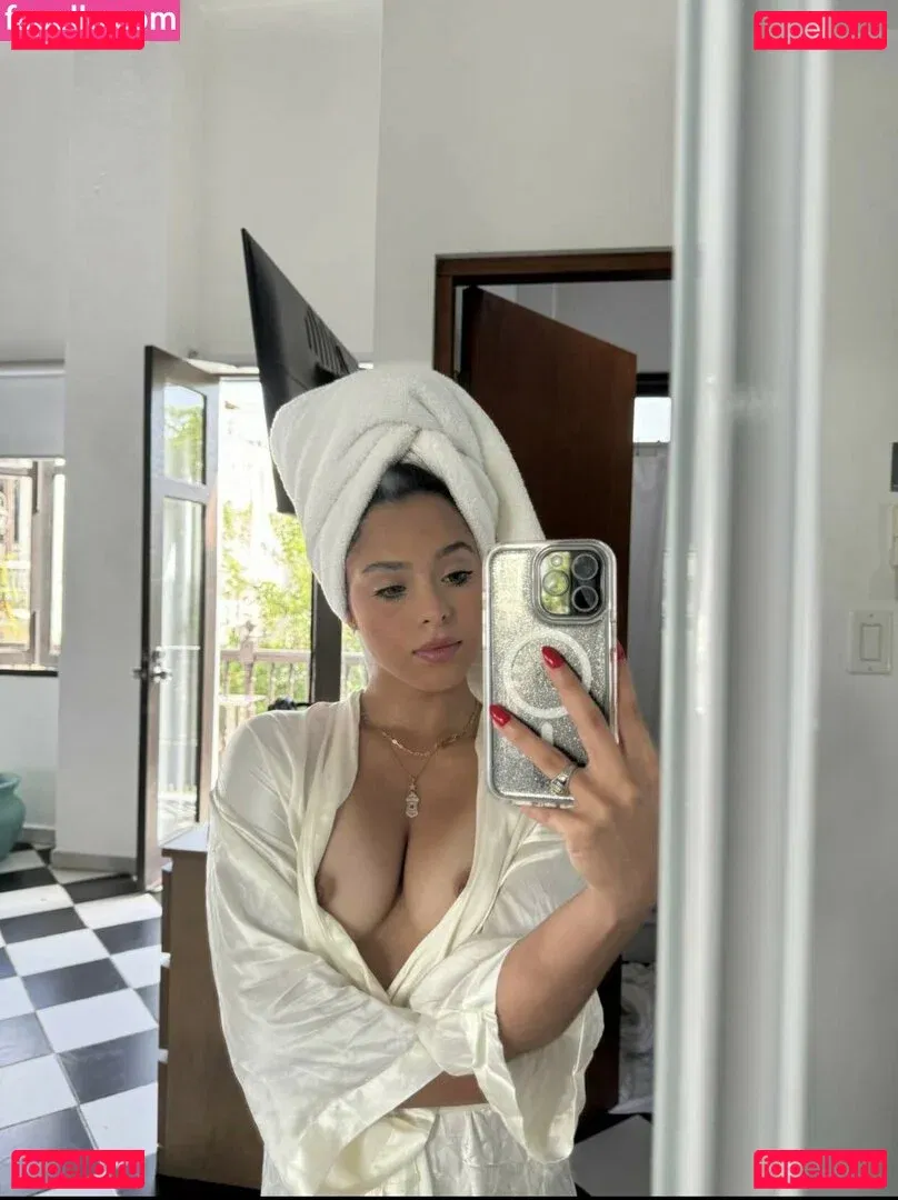 TheWindowCouple Onlyfans Photo Gallery 