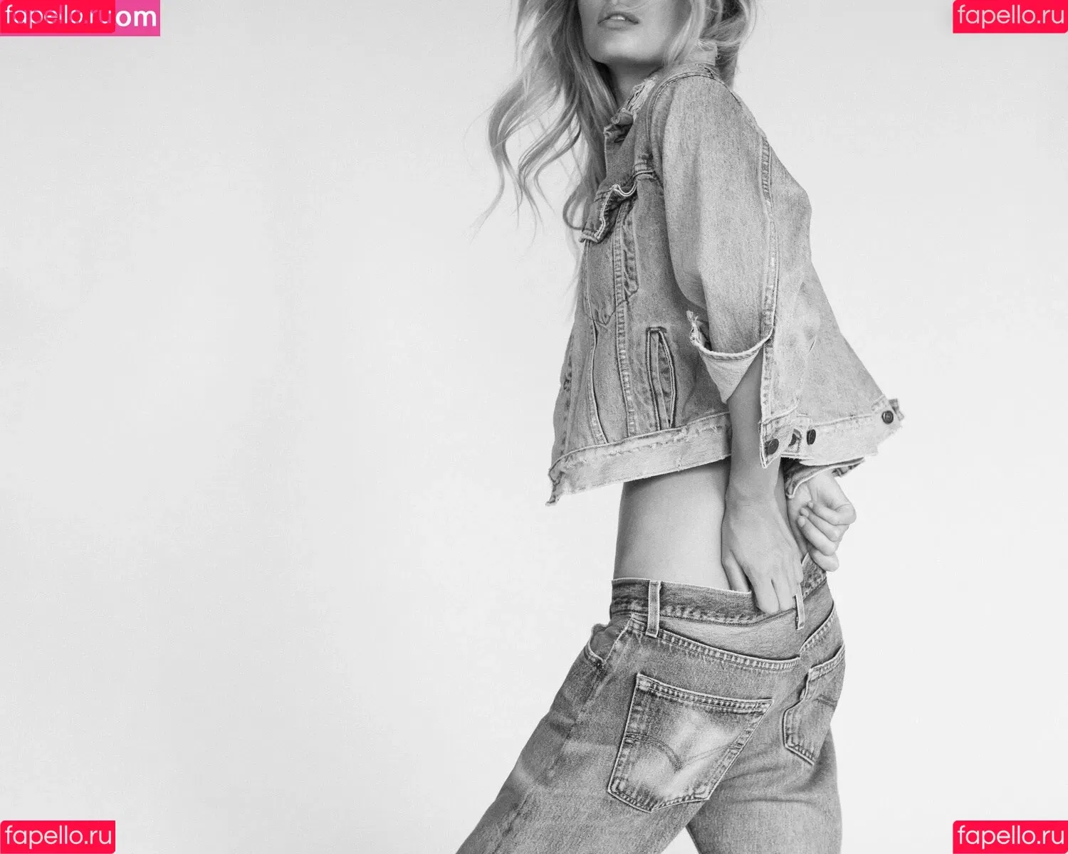 Frida Aasen Onlyfans Photo Gallery 