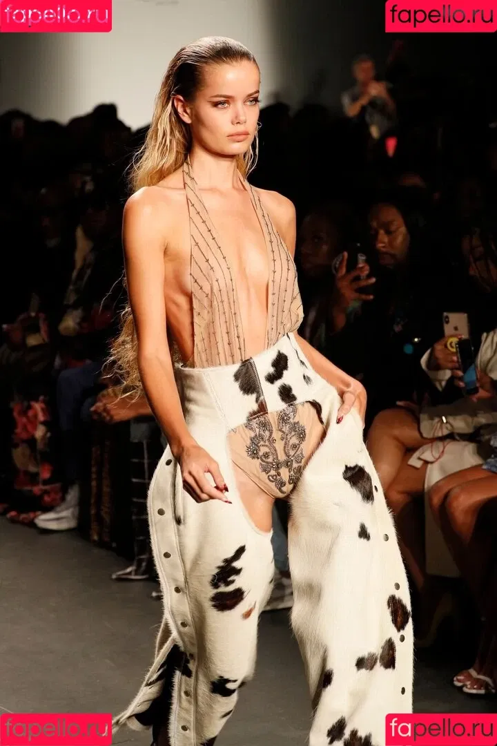 Frida Aasen Onlyfans Photo Gallery 