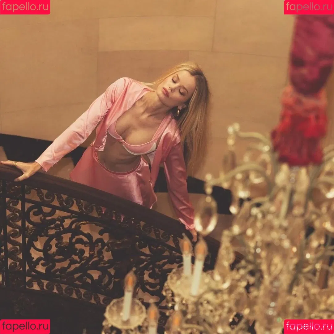 Frida Aasen Onlyfans Photo Gallery 