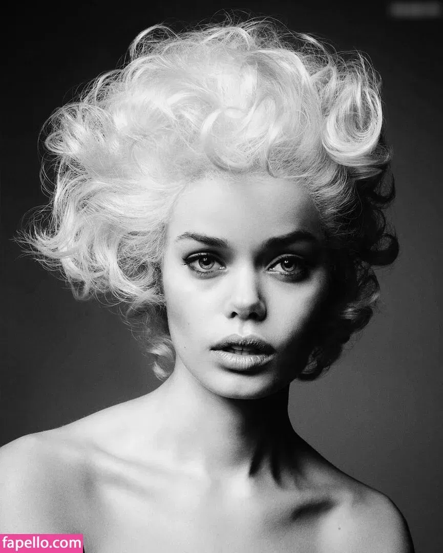 Frida Aasen Onlyfans Photo Gallery 