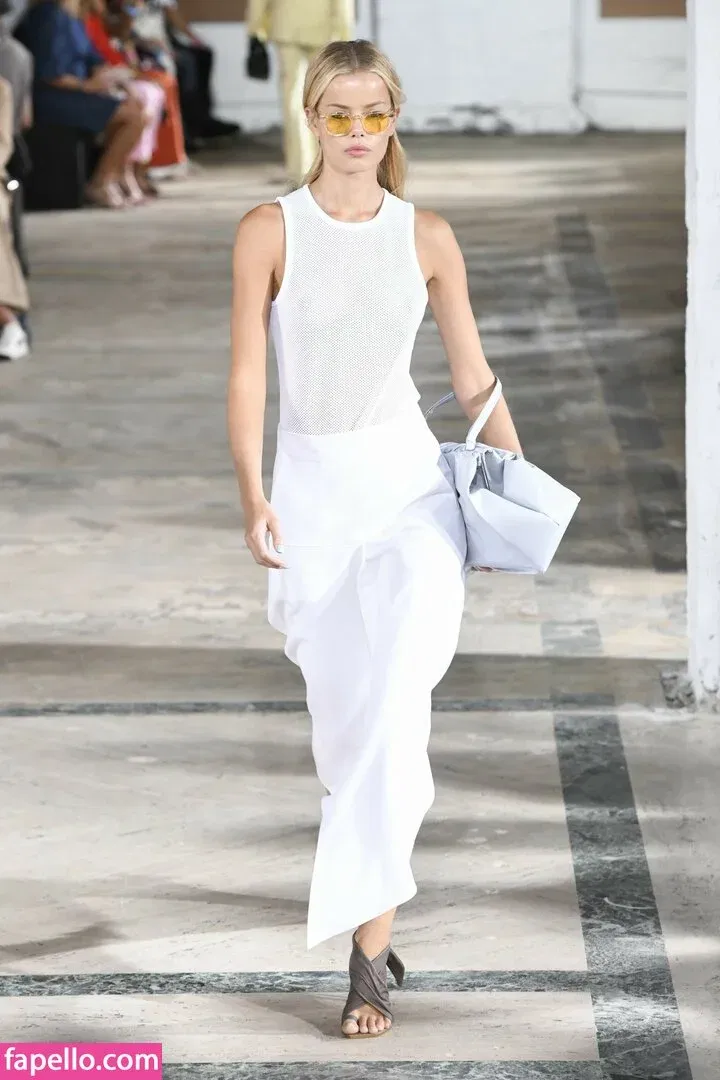 Frida Aasen Onlyfans Photo Gallery 