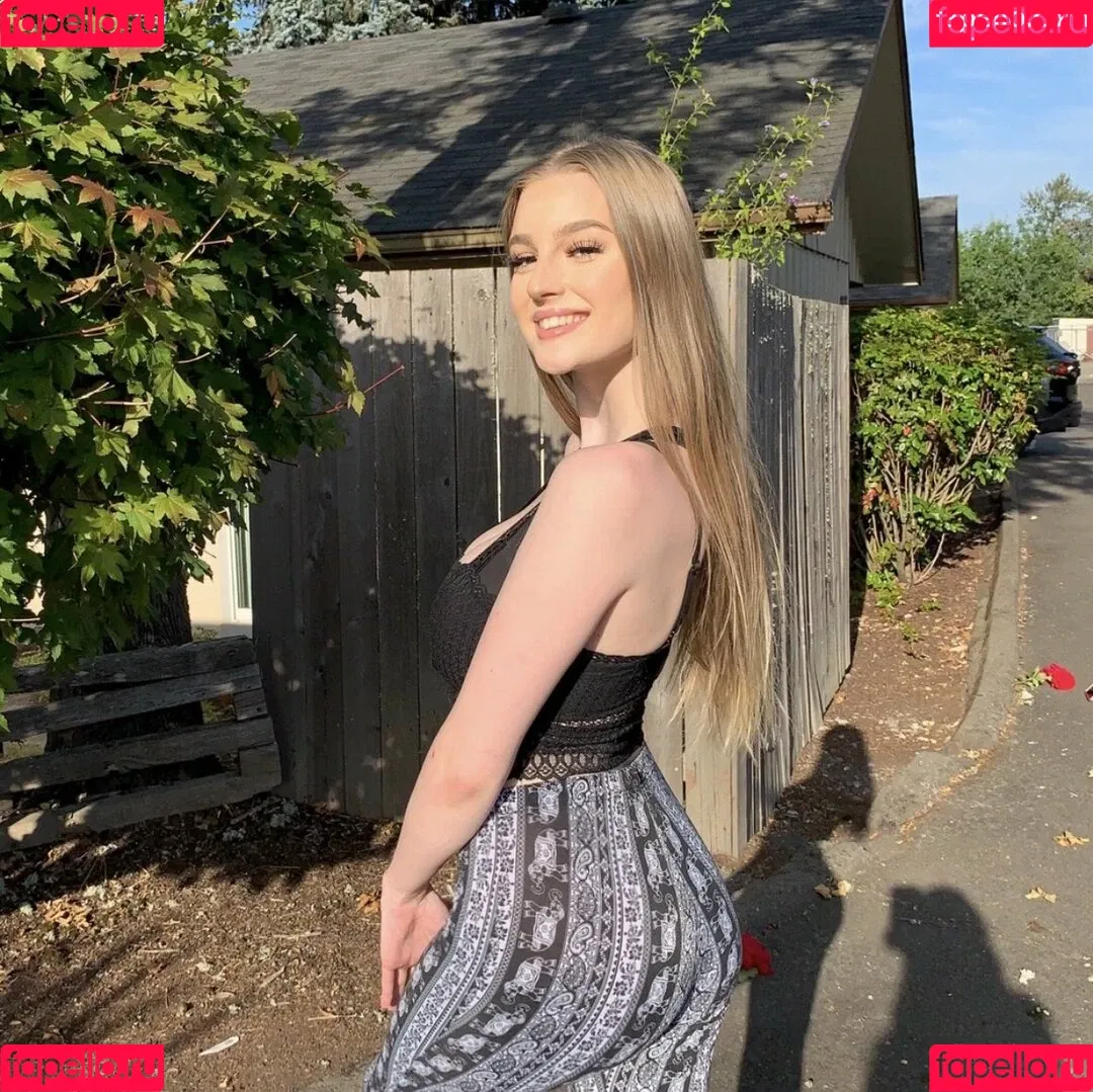 Cassandra Summer Onlyfans Photo Gallery 