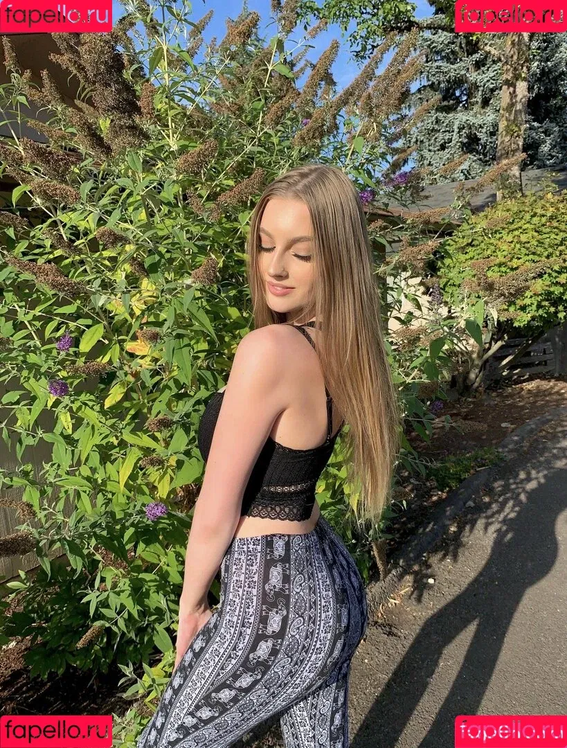 Cassandra Summer Onlyfans Photo Gallery 
