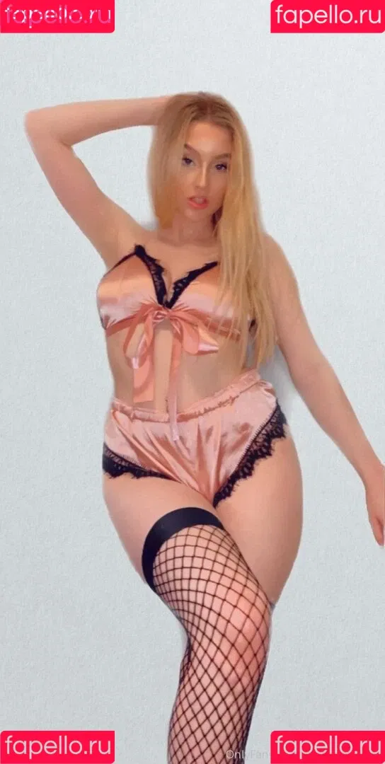 Cassandra Summer Onlyfans Photo Gallery 