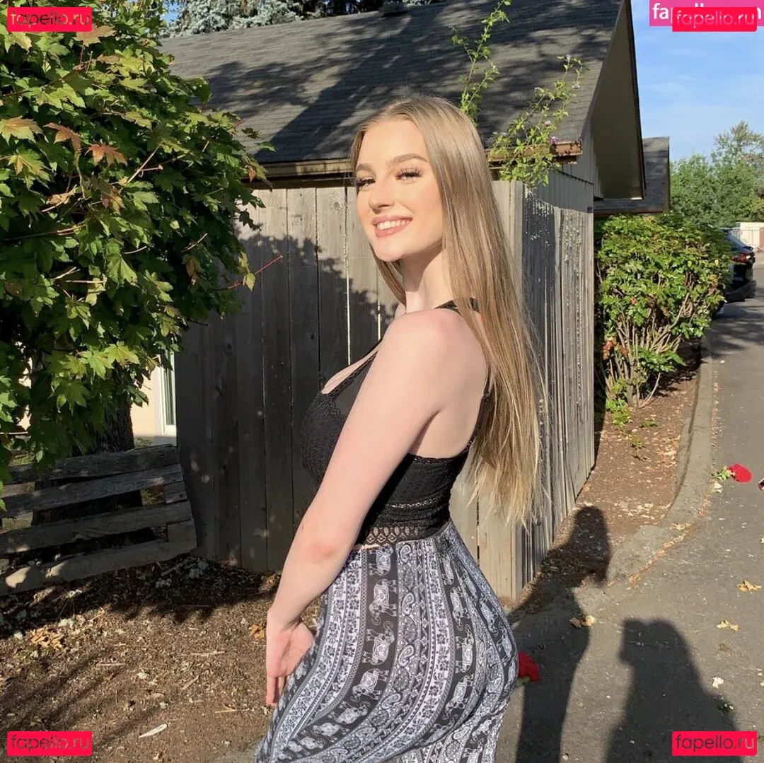 Cassandra Summer Onlyfans Photo Gallery 