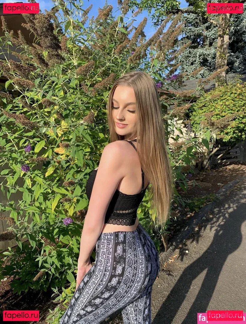 Cassandra Summer Onlyfans Photo Gallery 