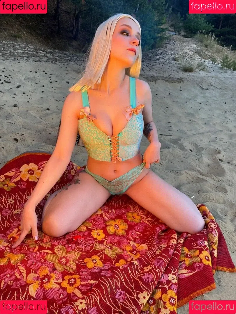 Mercurygin Onlyfans Photo Gallery 
