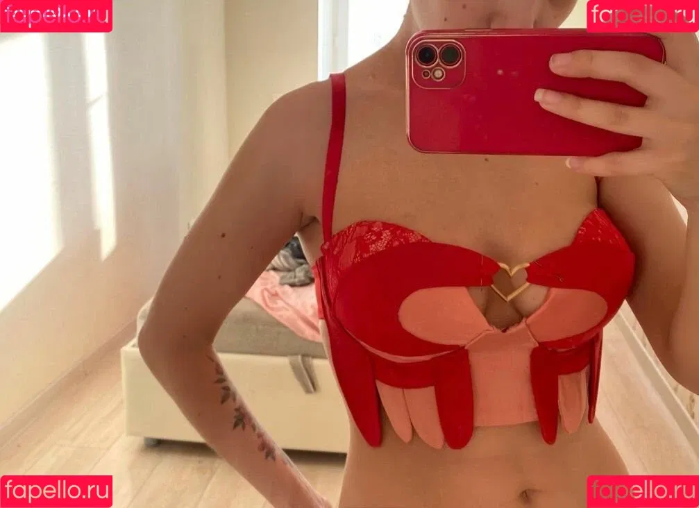 Mercurygin Onlyfans Photo Gallery 