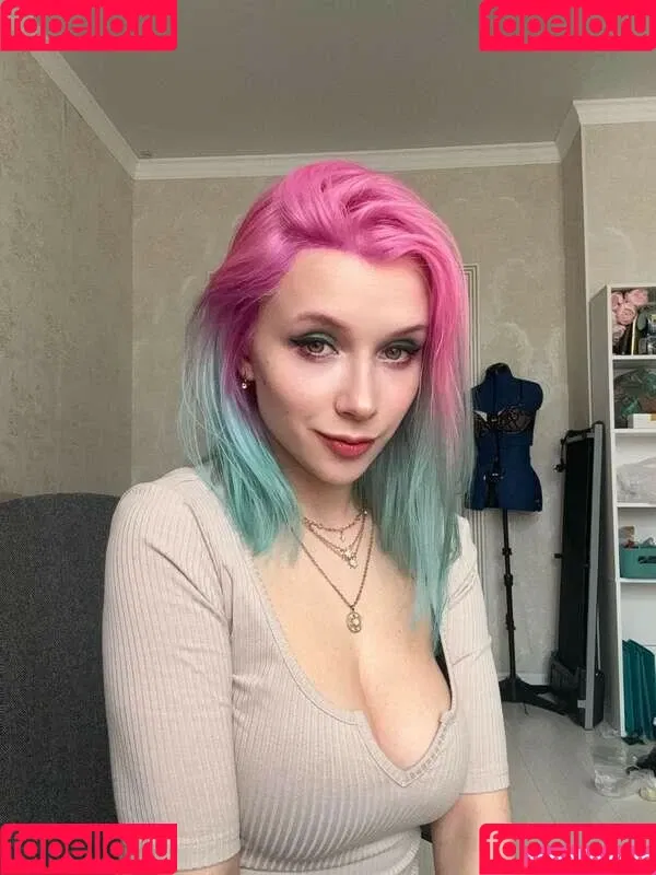 Mercurygin Onlyfans Photo Gallery 