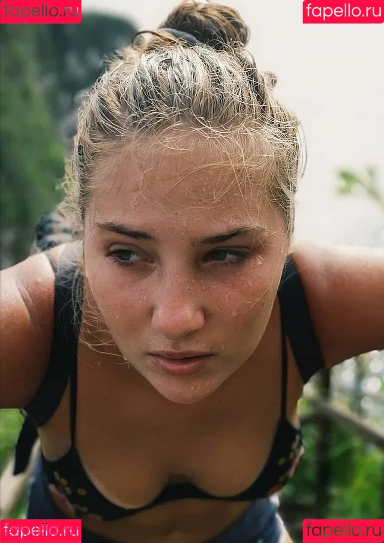 rikaaaaa Onlyfans Photo Gallery 