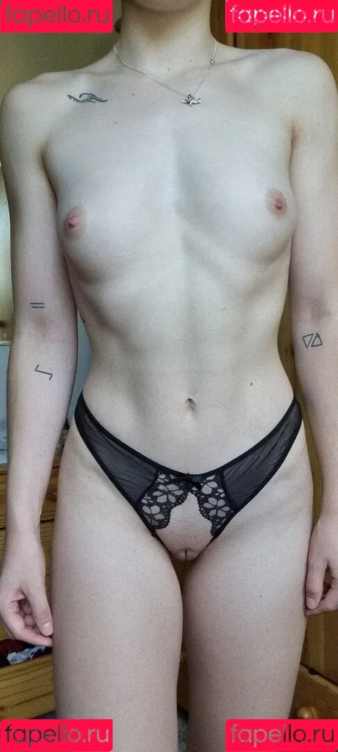 rikaaaaa Onlyfans Photo Gallery 
