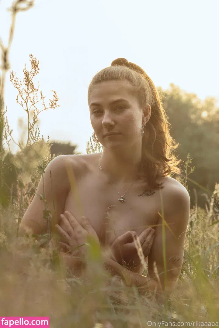 rikaaaaa Onlyfans Photo Gallery 