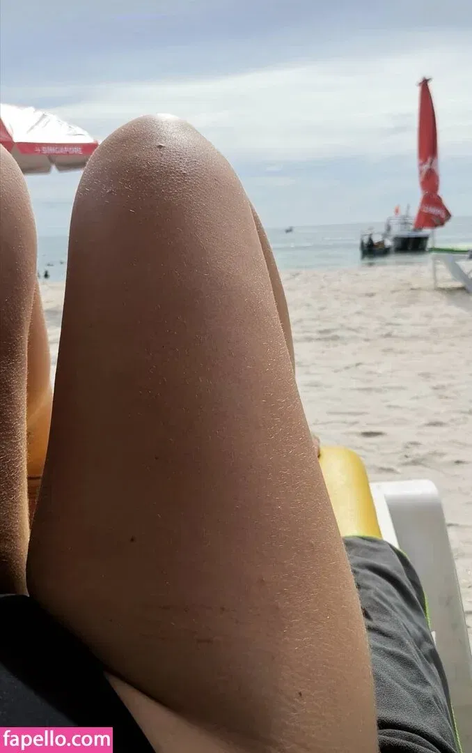 rikaaaaa Onlyfans Photo Gallery 