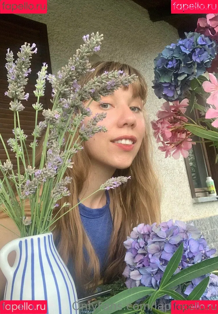 lapinkafree Onlyfans Photo Gallery 