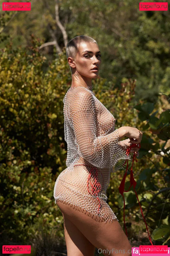 Thais Onlyfans Photo Gallery 