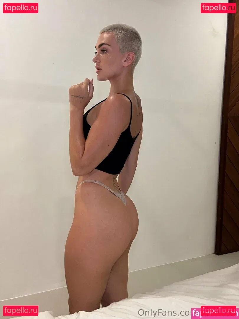 Thais Onlyfans Photo Gallery 