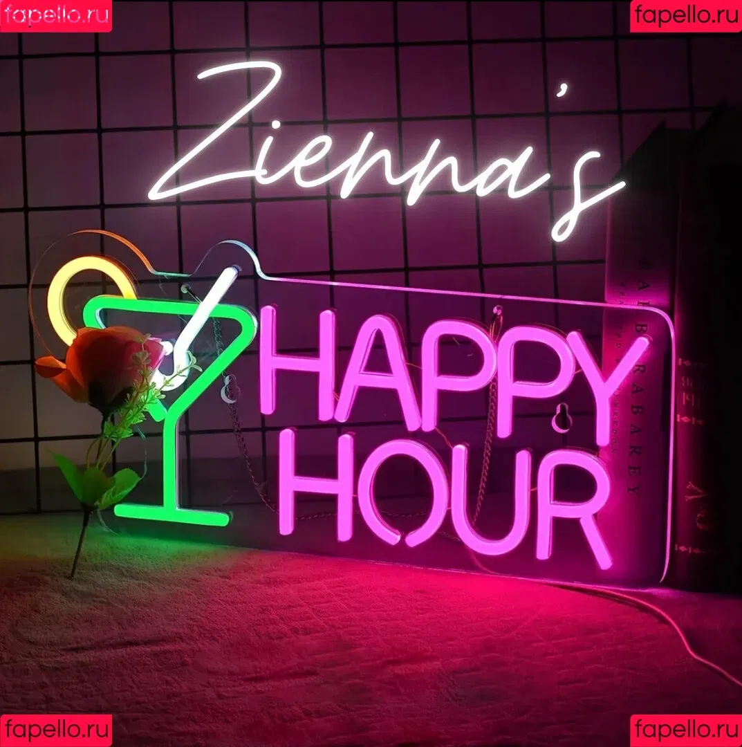 Ziennaxxx Onlyfans Photo Gallery 