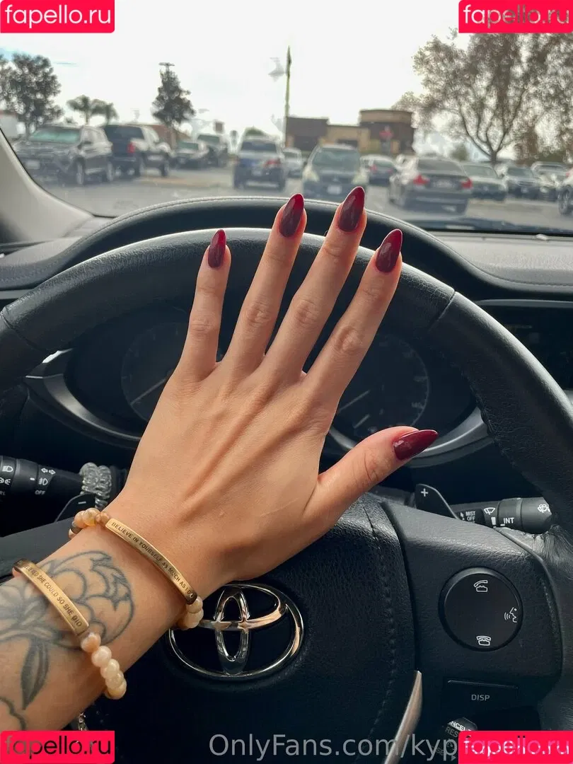 kypeachess Onlyfans Photo Gallery 