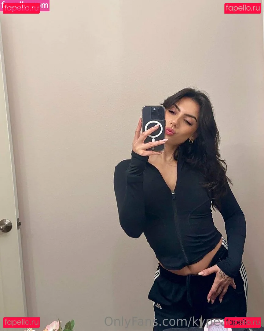 kypeachess Onlyfans Photo Gallery 