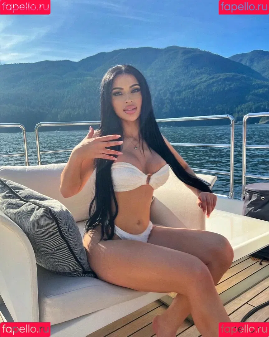 Raraxbajo Onlyfans Photo Gallery 