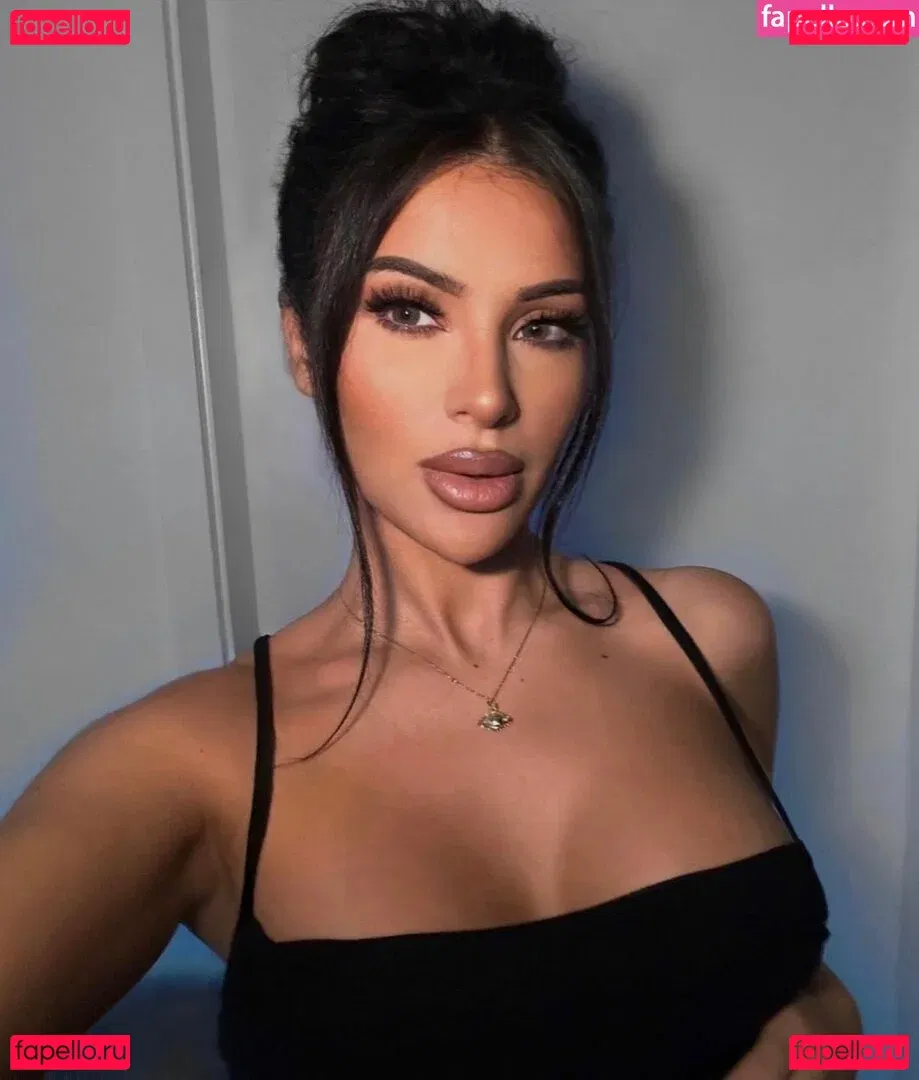 Raraxbajo Onlyfans Photo Gallery 