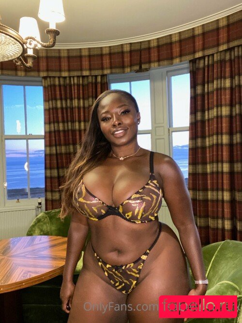 Isabelle Miller Nude Onlyfans Photo 38