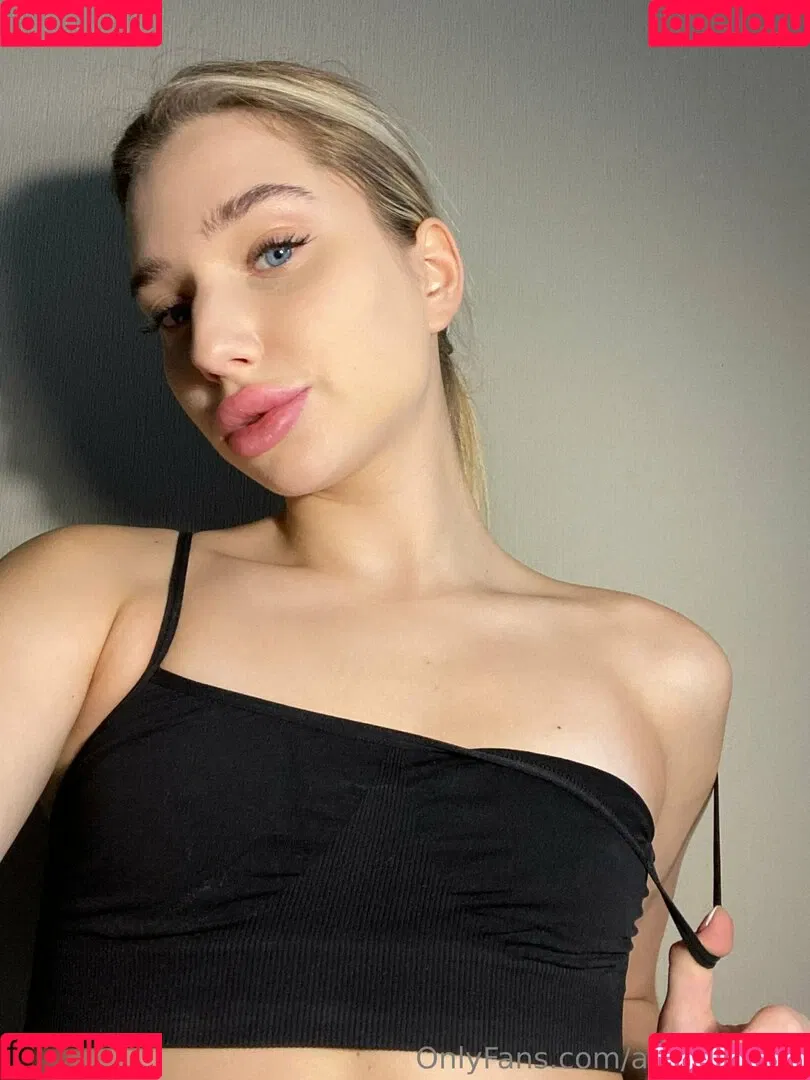 ananda_yes Onlyfans Photo Gallery 