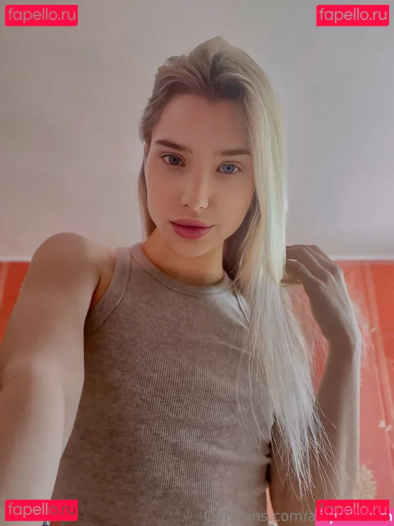 ananda_yes Onlyfans Photo Gallery 