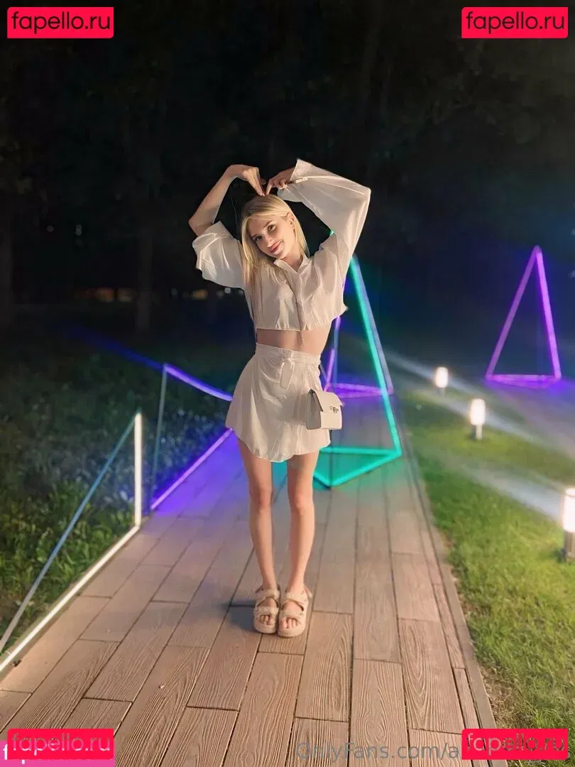 ananda_yes Onlyfans Photo Gallery 