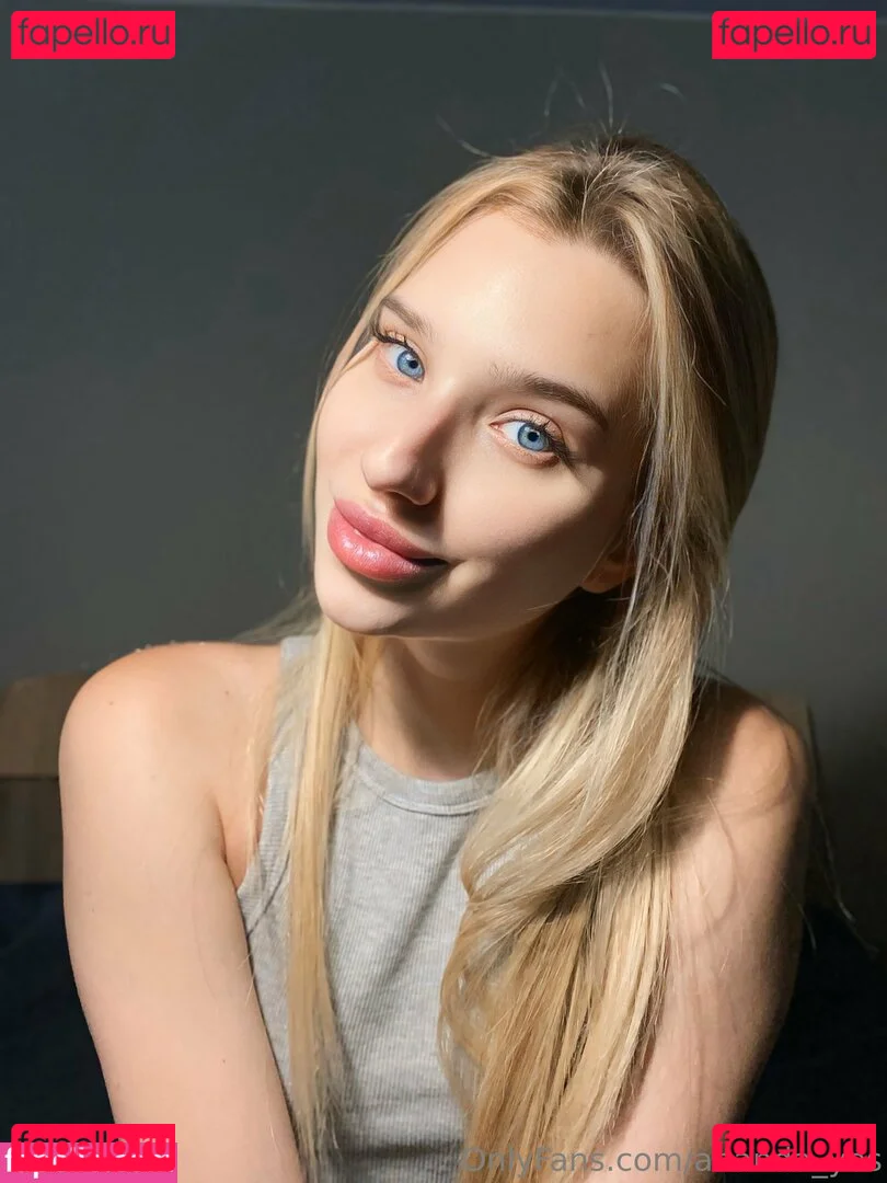 ananda_yes Onlyfans Photo Gallery 