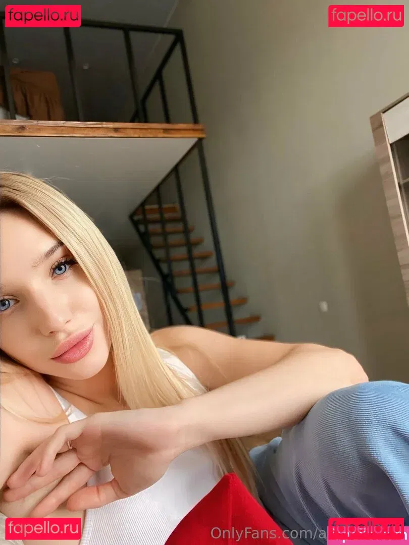 ananda_yes Onlyfans Photo Gallery 