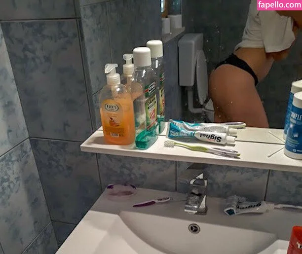 Lucy Soon On Onlyfans Photo Gallery 