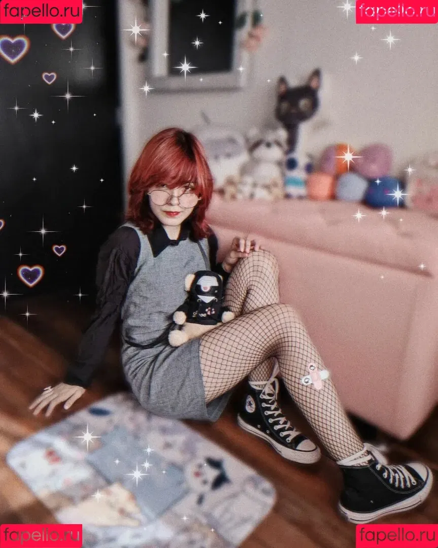 evee_meow Onlyfans Photo Gallery 