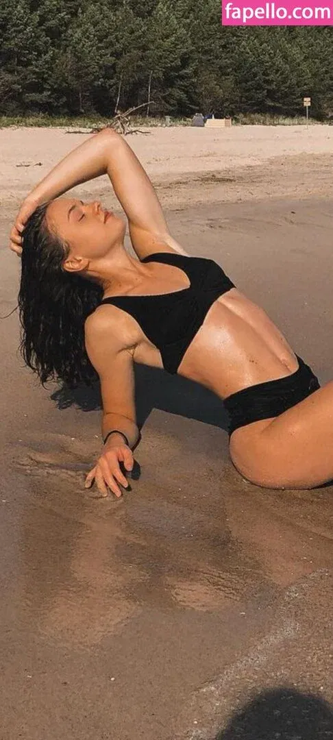 Eileen_lcm Onlyfans Photo Gallery 