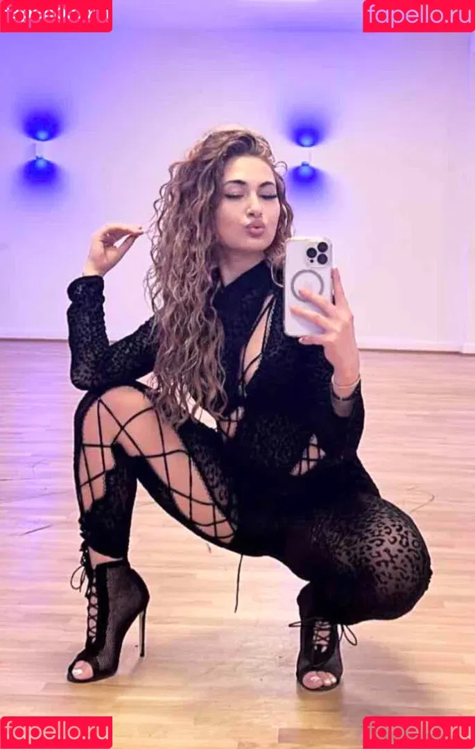 nurcinaleyna - Influencer Onlyfans Photo Gallery 