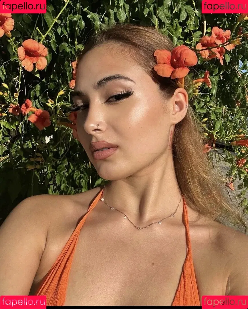 nurcinaleyna - Influencer Onlyfans Photo Gallery 