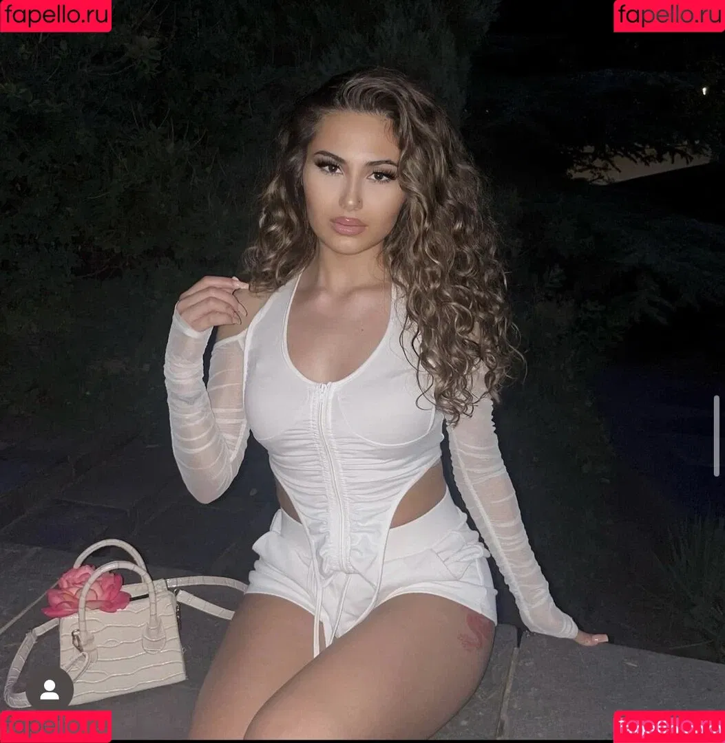 nurcinaleyna - Influencer Onlyfans Photo Gallery 