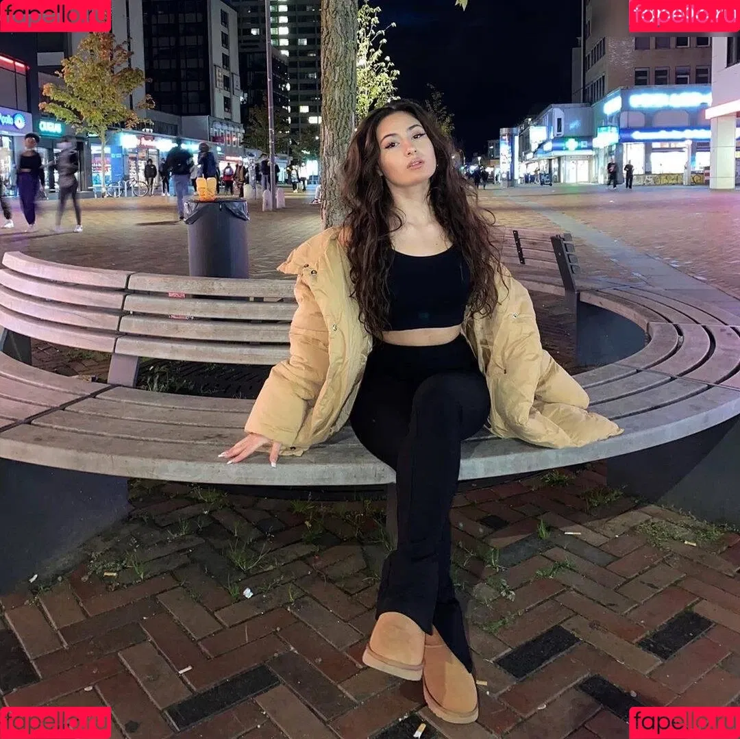 nurcinaleyna - Influencer Onlyfans Photo Gallery 