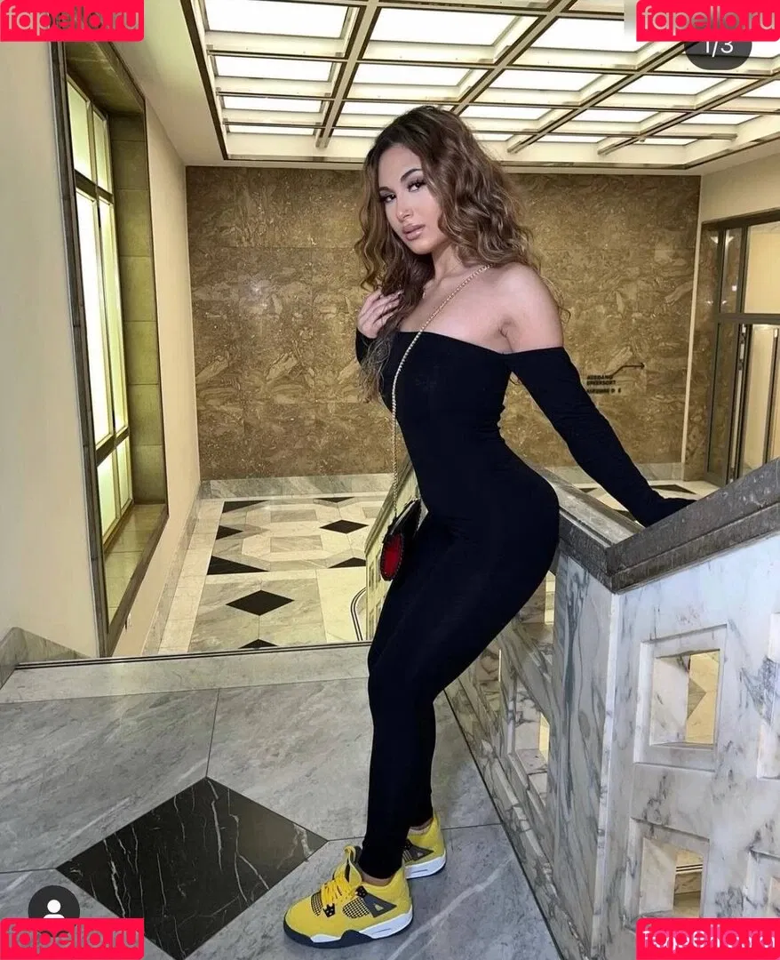nurcinaleyna - Influencer Onlyfans Photo Gallery 