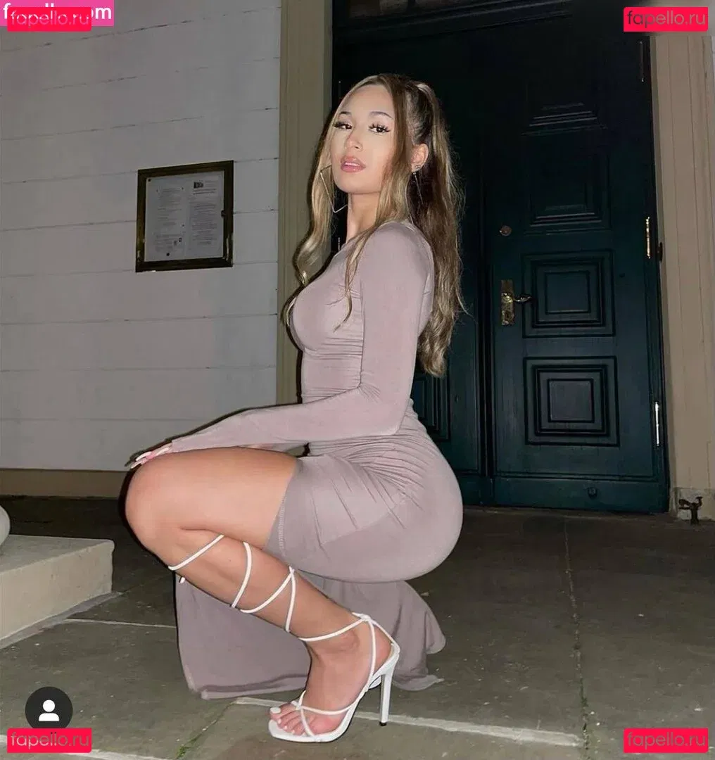 nurcinaleyna - Influencer Onlyfans Photo Gallery 