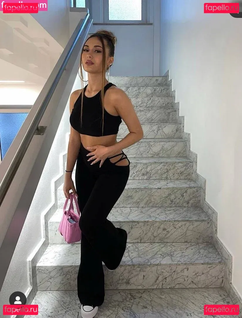 nurcinaleyna - Influencer Onlyfans Photo Gallery 