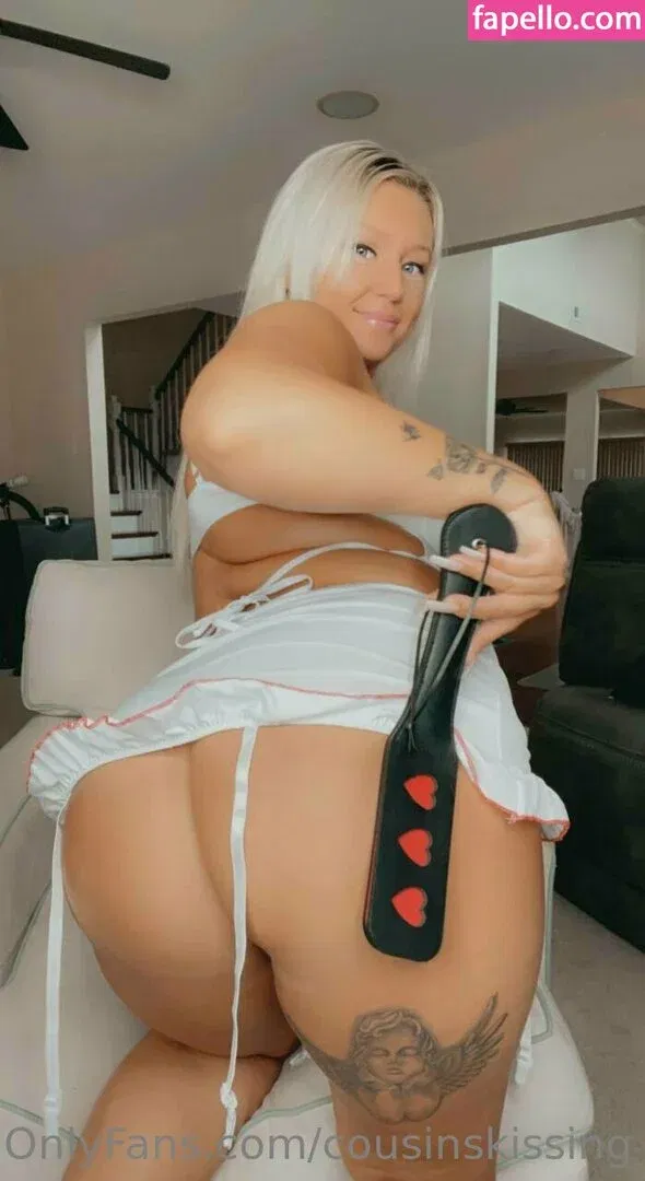 cousinskissing Onlyfans Photo Gallery 