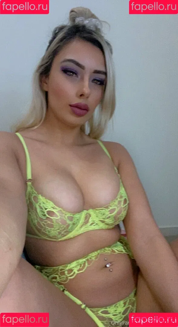 ratchetbrat Onlyfans Photo Gallery 