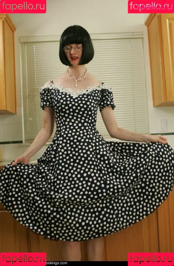 FFstockings Julia Onlyfans Photo Gallery 